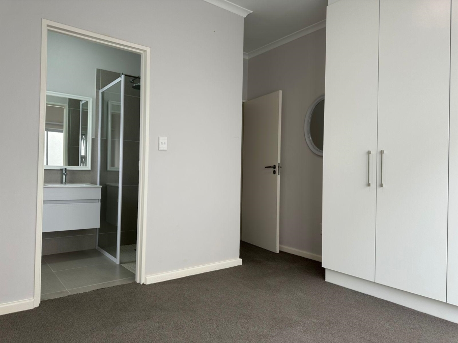 To Let 3 Bedroom Property for Rent in Burgundy Estate Western Cape